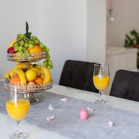 Lux Apartment Ema Каштела Экстерьер фото
